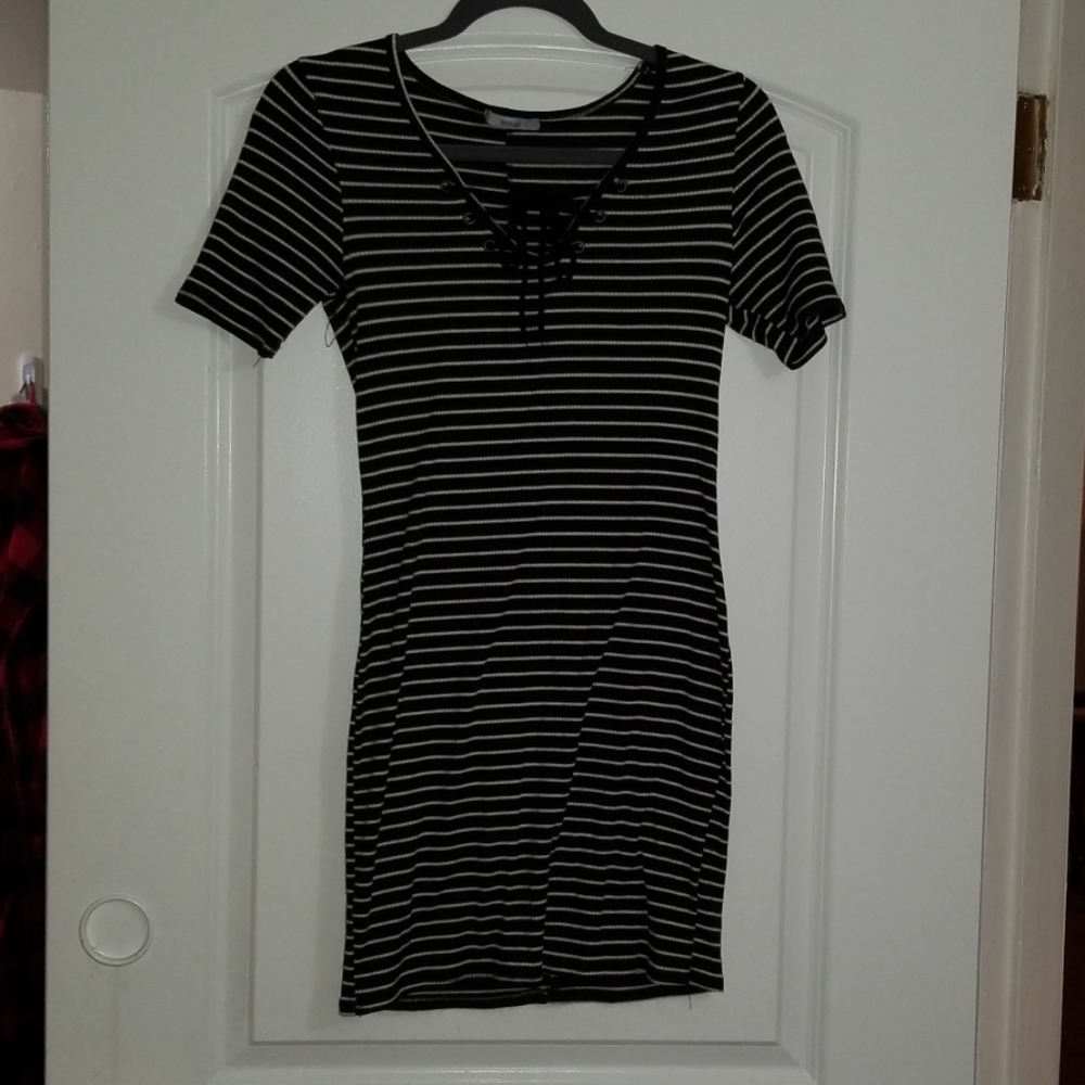 Spring Dress - Picture 3 of 4